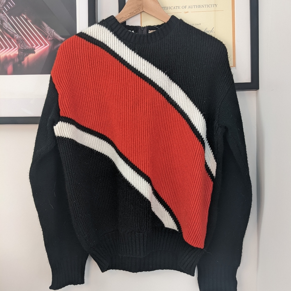 Sold - VINTAGE Apres Ski Sweater